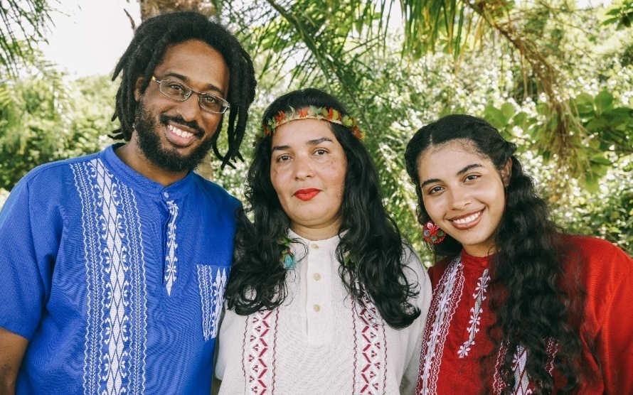 Baú de Histórias: Contos e Músicas Originárias