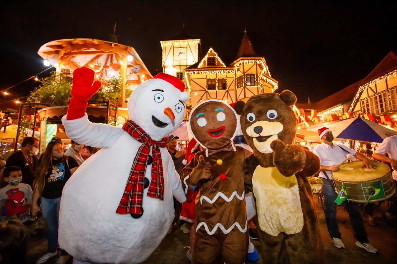 Ainda dá tempo de visitar o Natal Luz de Gramado com a excursão do Sesc  Itaqui - SESC-RS